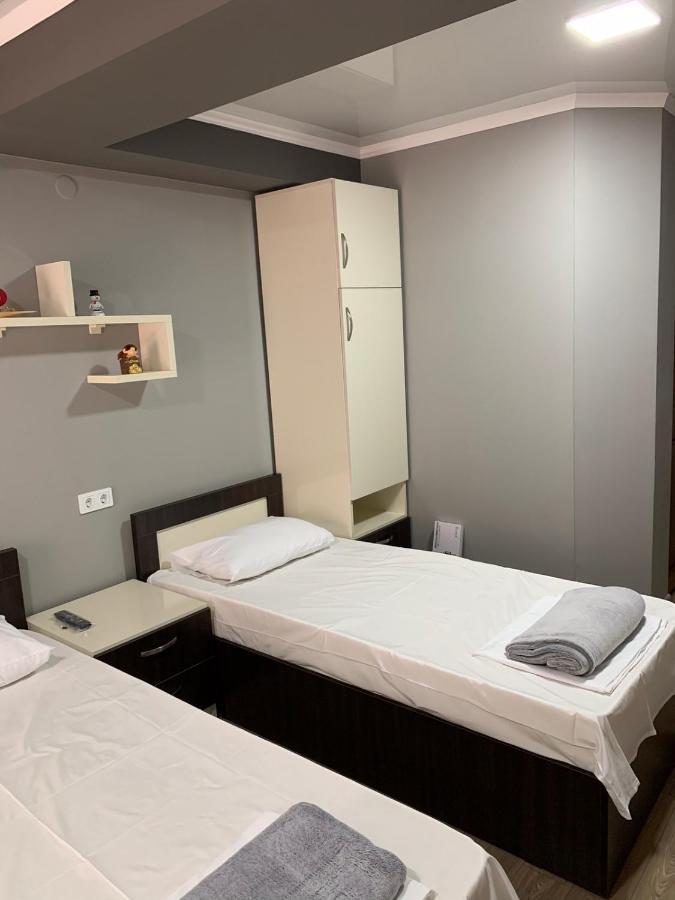 Bed and Breakfast Art Hole Kutaisi Exterior foto