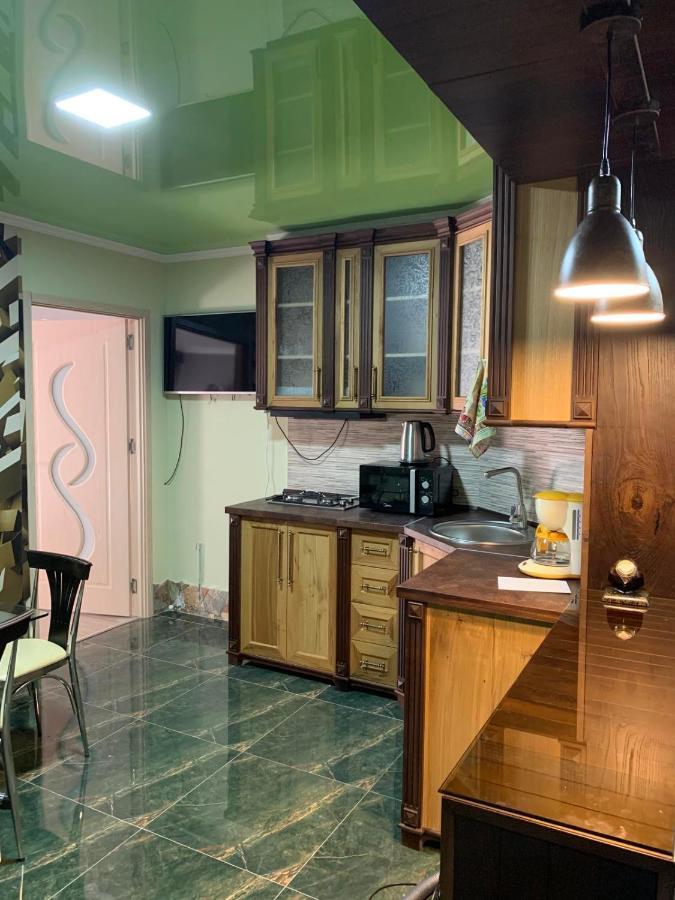 Bed and Breakfast Art Hole Kutaisi Exterior foto