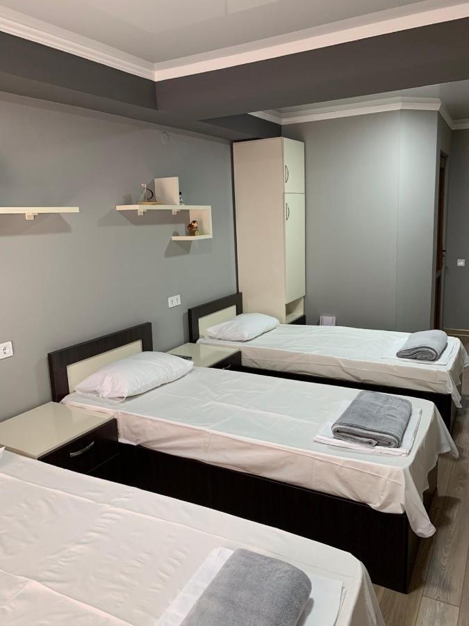 Bed and Breakfast Art Hole Kutaisi Exterior foto